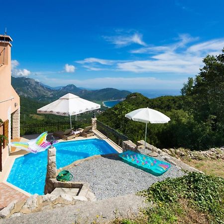 Villa Robinson Petrovac Exterior foto