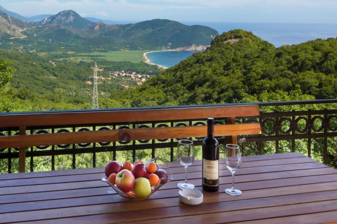 Villa Robinson Petrovac Exterior foto