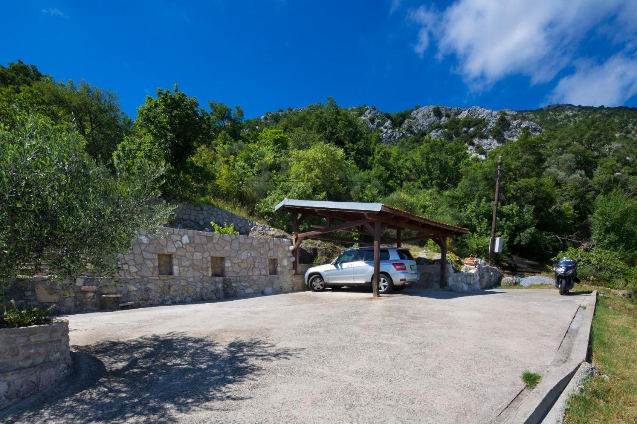 Villa Robinson Petrovac Exterior foto